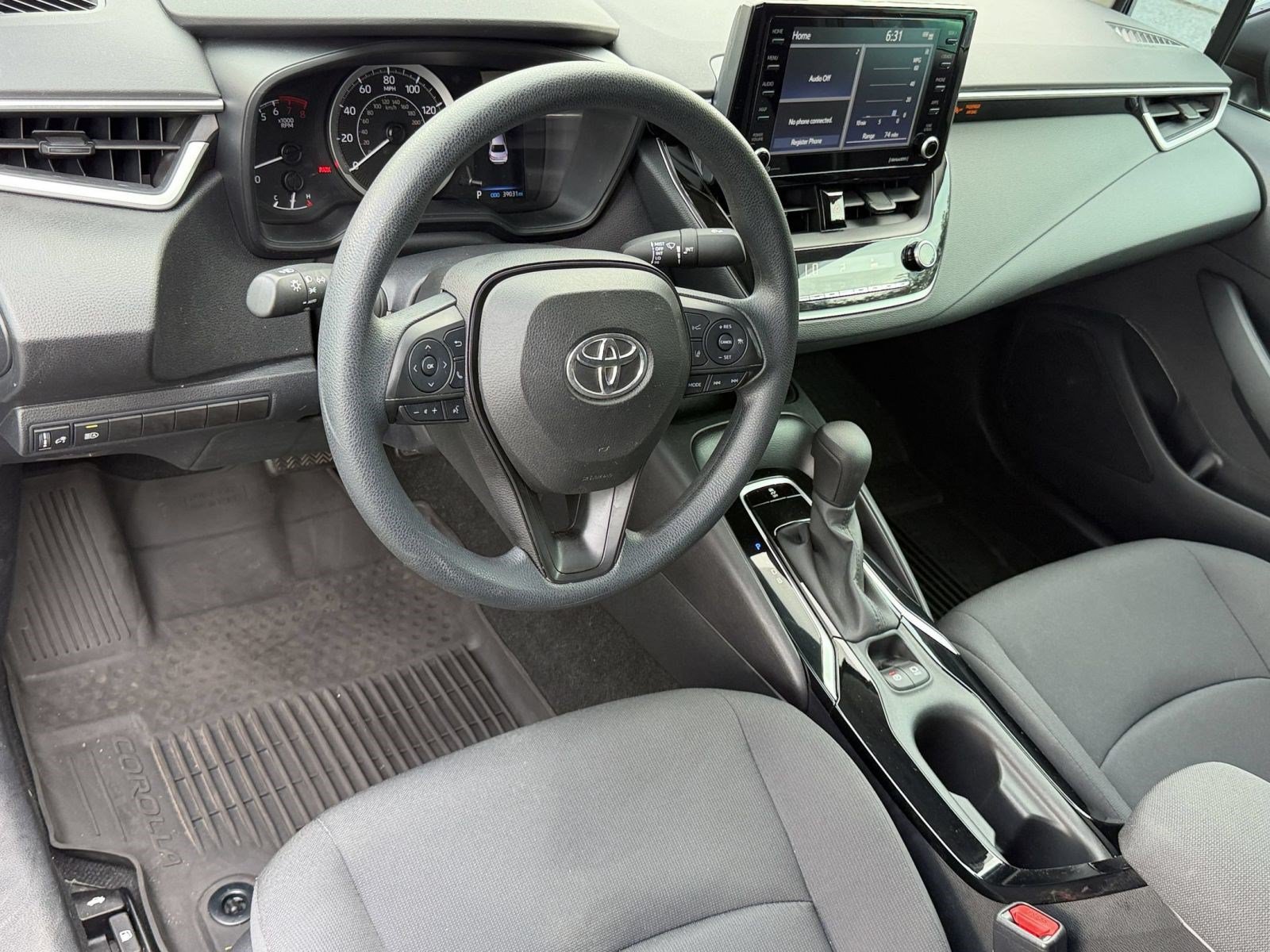 Certified 2022 Toyota Corolla LE FWD image 4