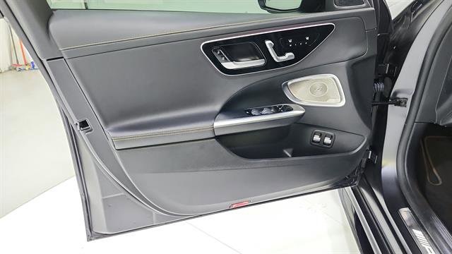 Used 2024 Mercedes-Benz C 36 AMG S image 23