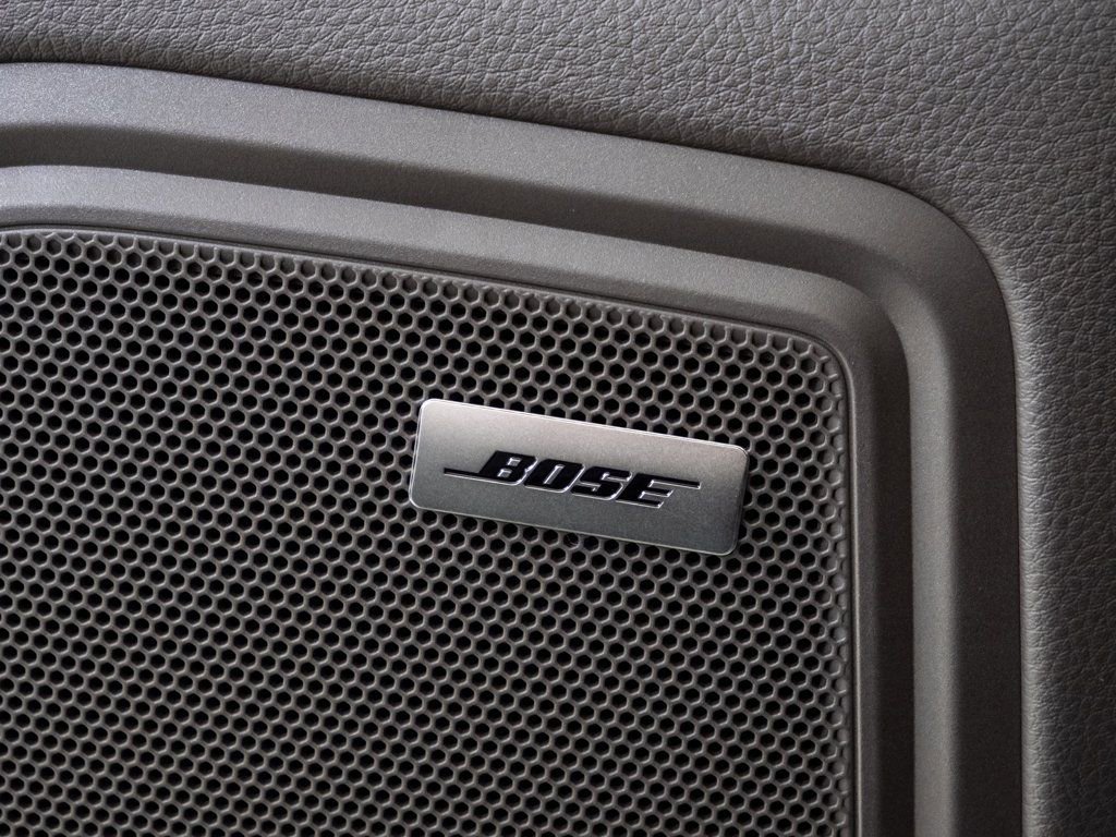 New 2026 Porsche Macan image 7