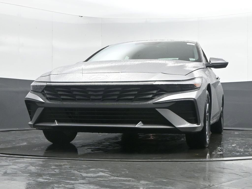 New 2026 Hyundai Elantra Hybrid FWD image 49