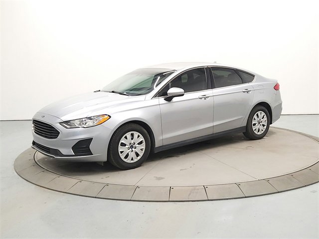 Used 2020 Ford Fusion S image 3