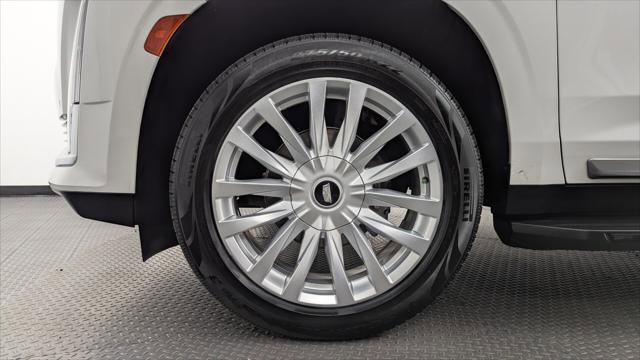 Used 2021 Cadillac Escalade Luxury RWD image 31