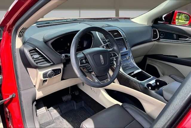 Used 2020 Lincoln Nautilus Reserve w/ Equipment Group 201A AWD/4WD image 14