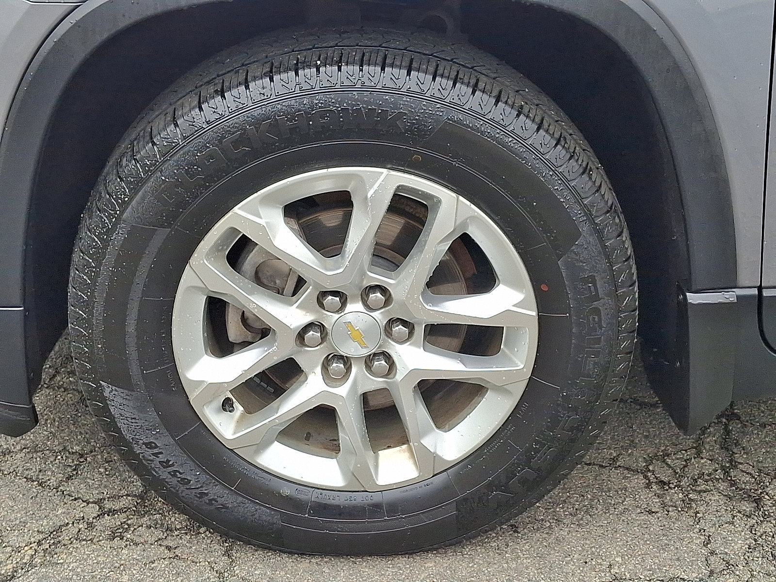 Used 2018 Chevrolet Traverse LT AWD/4WD image 11