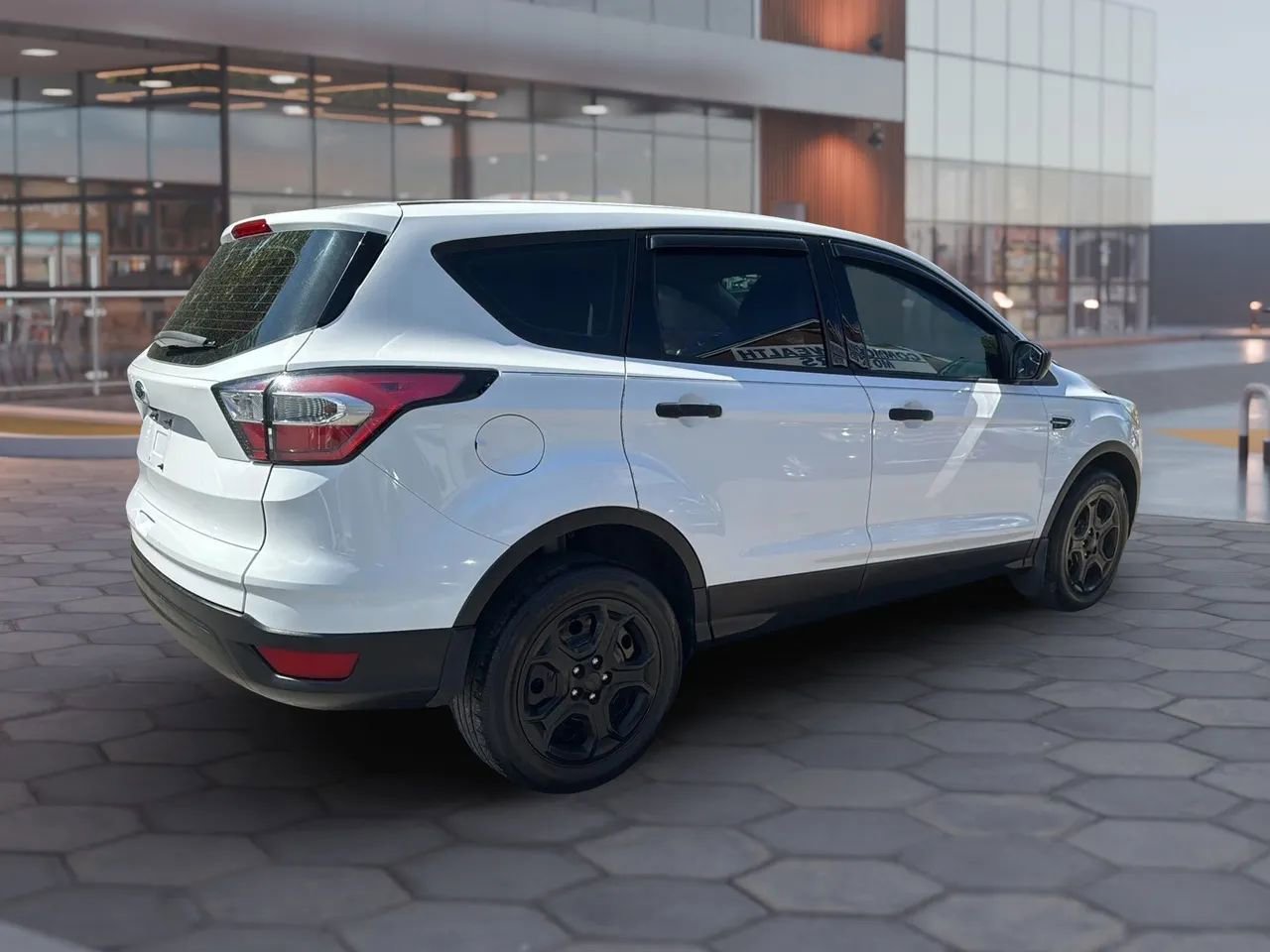 Used 2017 Ford Escape S FWD image 5
