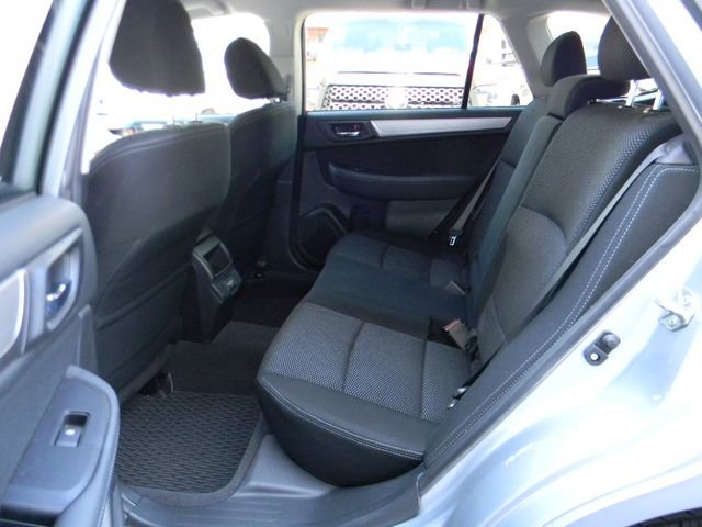 Used 2018 Subaru Outback 2.5i Premium AWD/4WD image 22