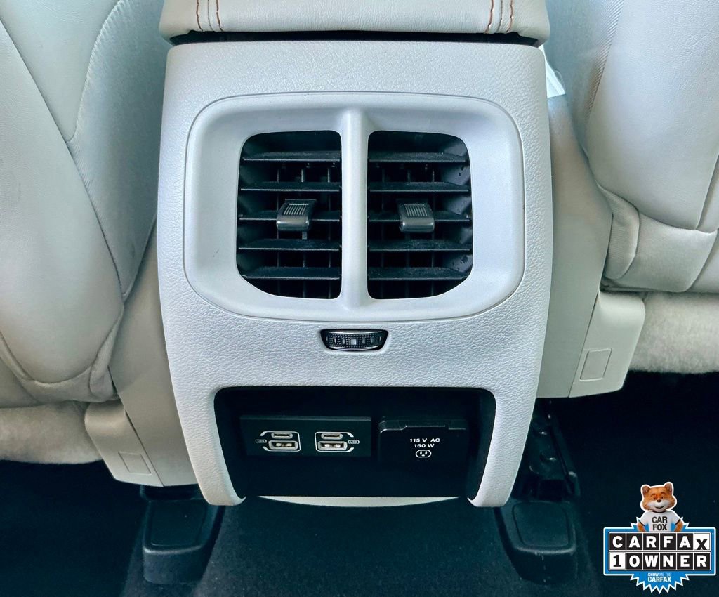 Used 2022 Jeep Cherokee Latitude Lux w/ Sun & Sound Group AWD/4WD image 33