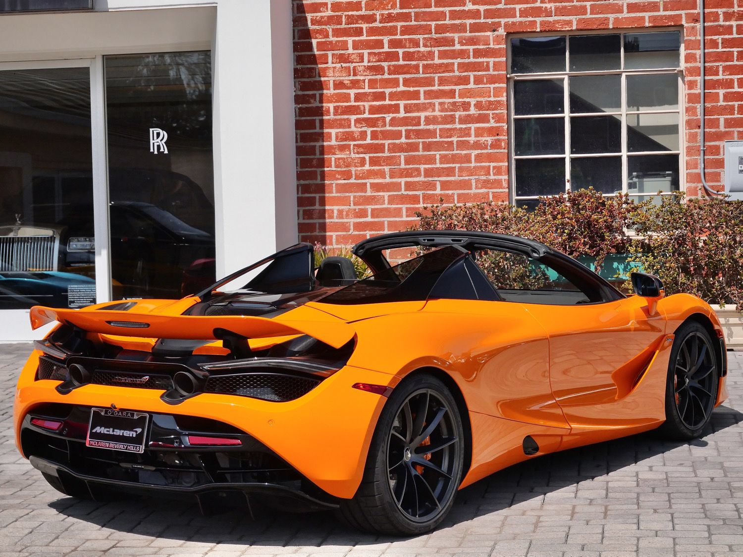 Used 2023 McLaren 720S Performance RWD image 4