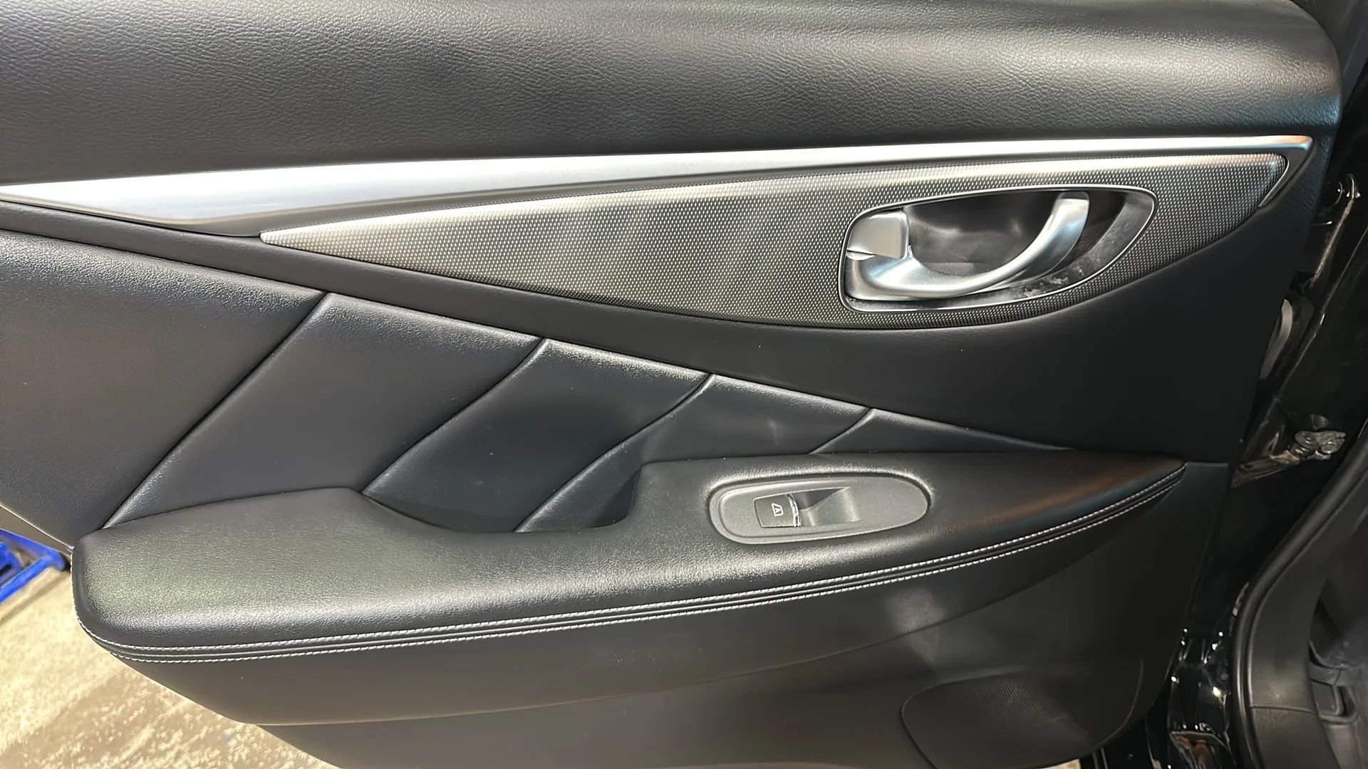 Used 2018 INFINITI Q50 Sport image 12