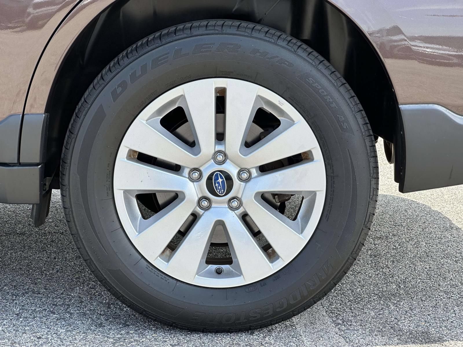 Used 2019 Subaru Outback 2.5i Premium AWD/4WD image 16