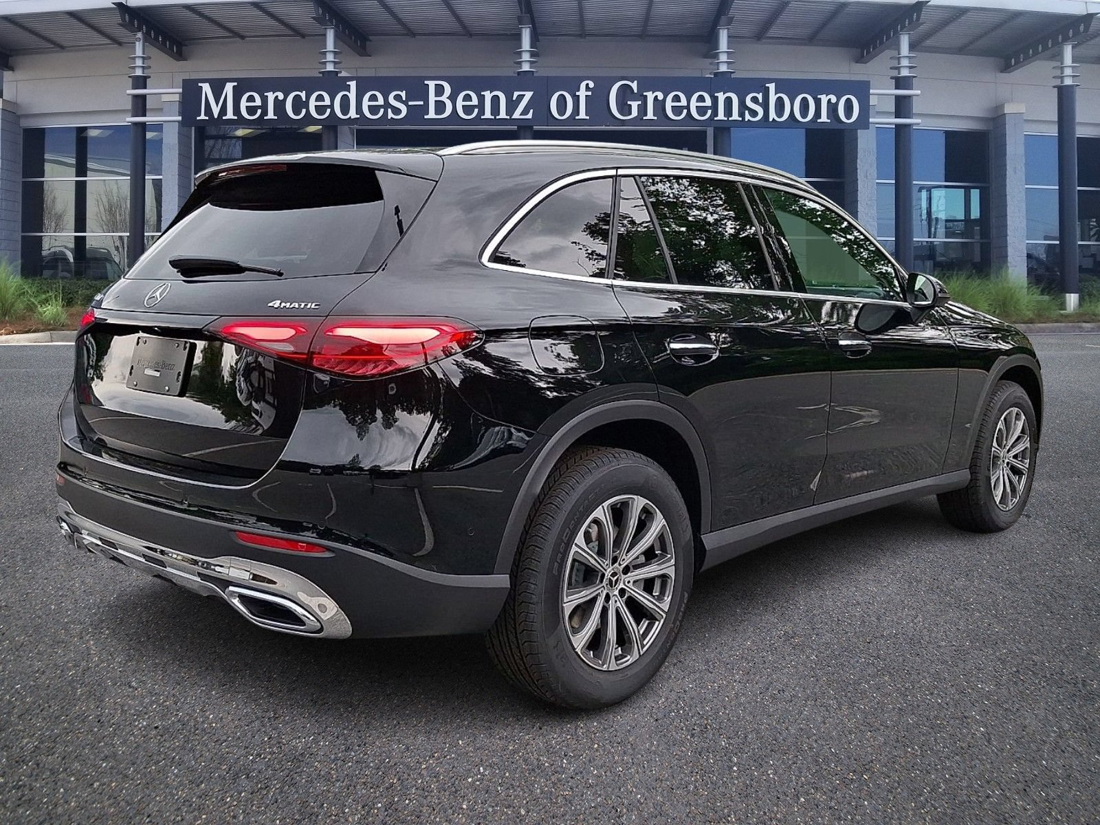 New 2026 Mercedes-Benz GLC 300 4MATIC image 4