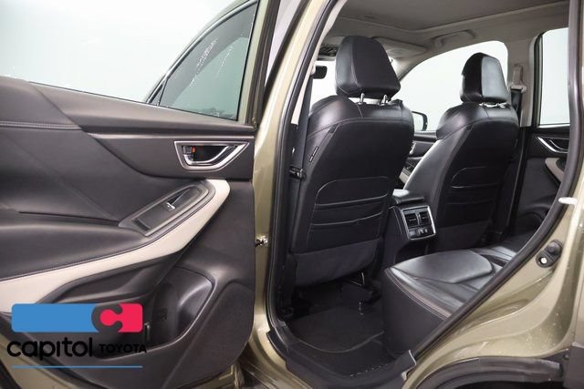Used 2023 Subaru Forester Limited AWD/4WD image 31