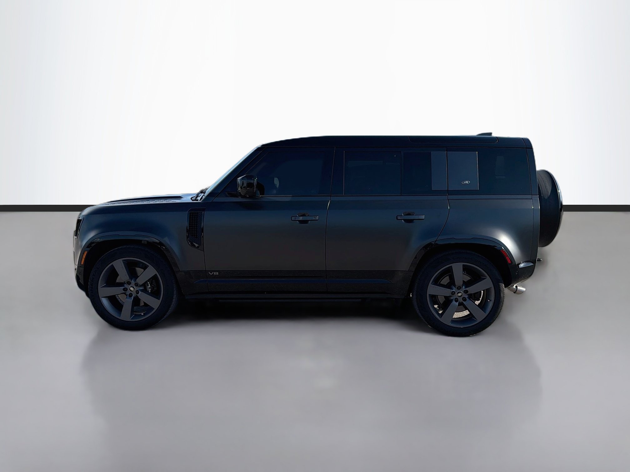 Used 2024 Land Rover Defender 110 Carpathian Edition AWD/4WD image 2