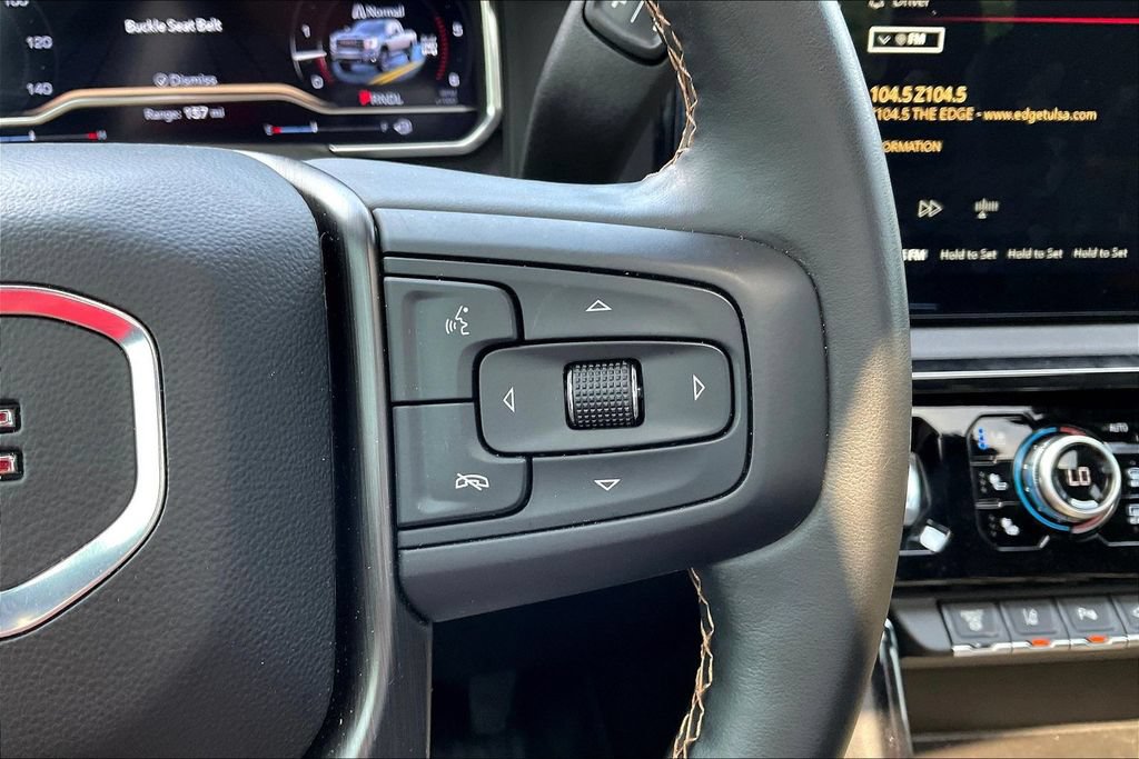 Used 2025 GMC Sierra 2500 AT4 w/ AT4 Premium Plus Package AWD/4WD image 11