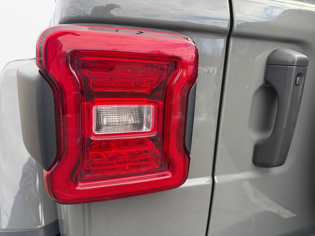 Certified 2021 Jeep Wrangler Unlimited Rubicon image 21