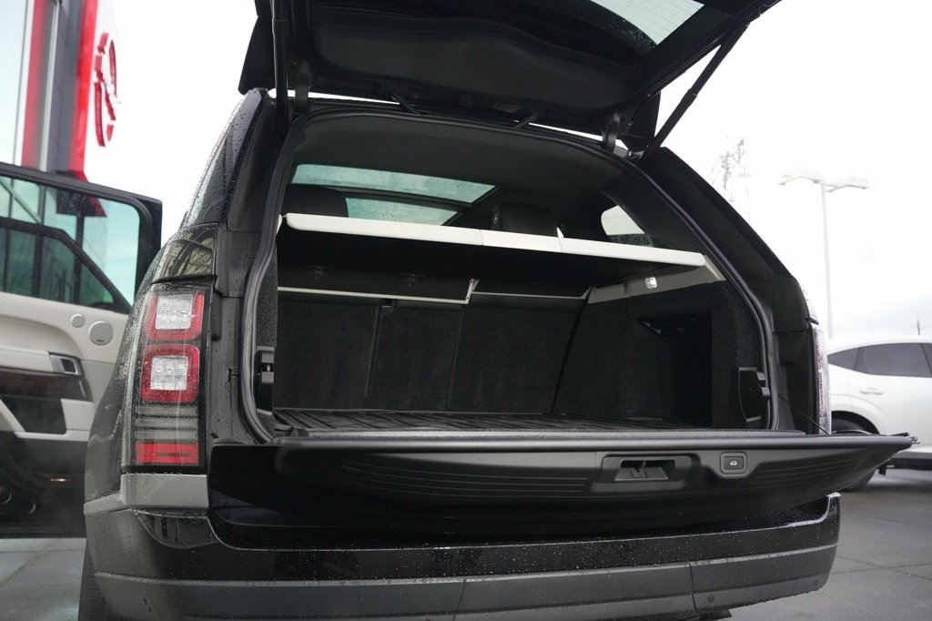 Used 2015 Land Rover Range Rover Supercharged image 33