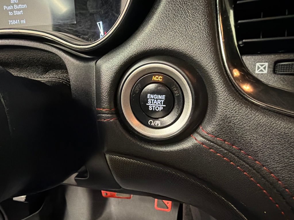 Used 2018 Dodge Durango R/T w/ Technology Group AWD/4WD image 17