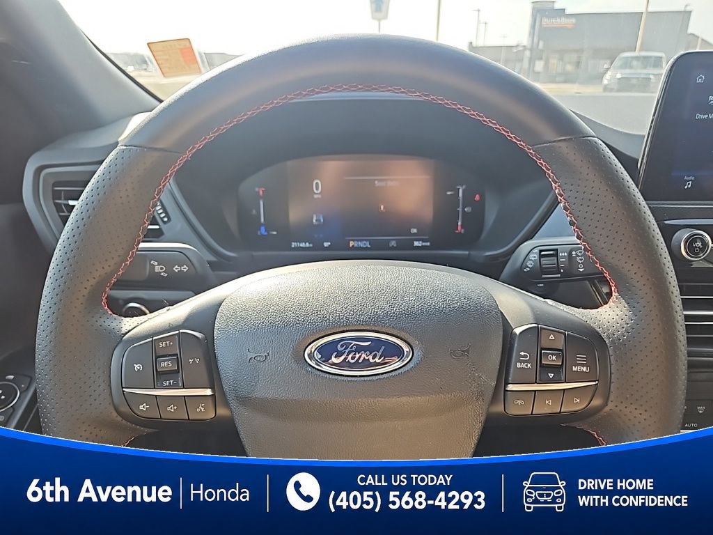 Used 2025 Ford Escape ST-Line AWD/4WD image 20