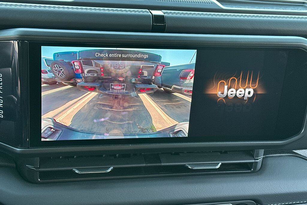New 2026 Jeep Gladiator Sport AWD/4WD image 19