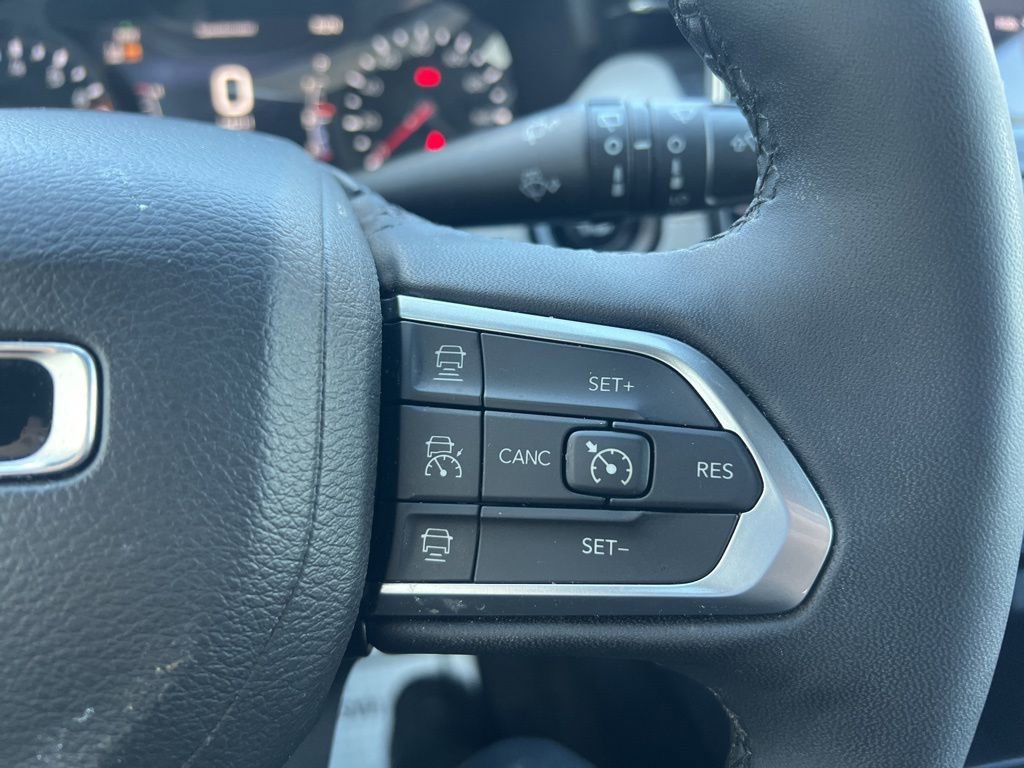 Used 2025 Jeep Compass Limited image 16