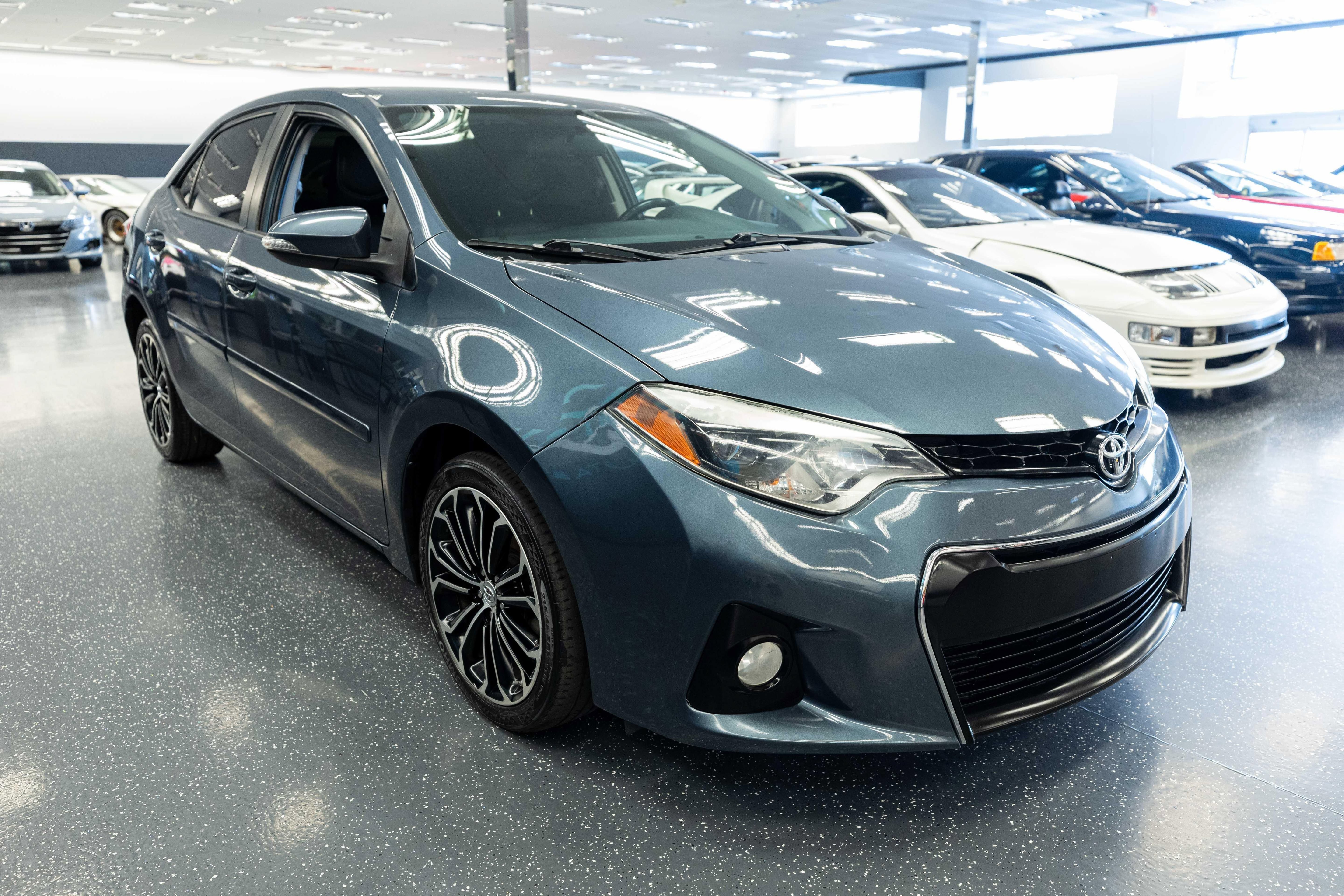 Used 2016 Toyota Corolla S w/ Body Protection Package #1 FWD image 3