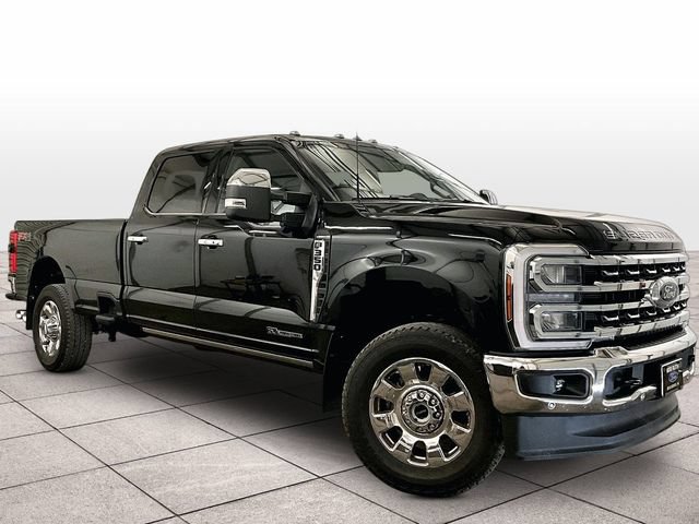 Used 2026 Ford F350 Lariat w/ Lariat Ultimate Package AWD/4WD image 2