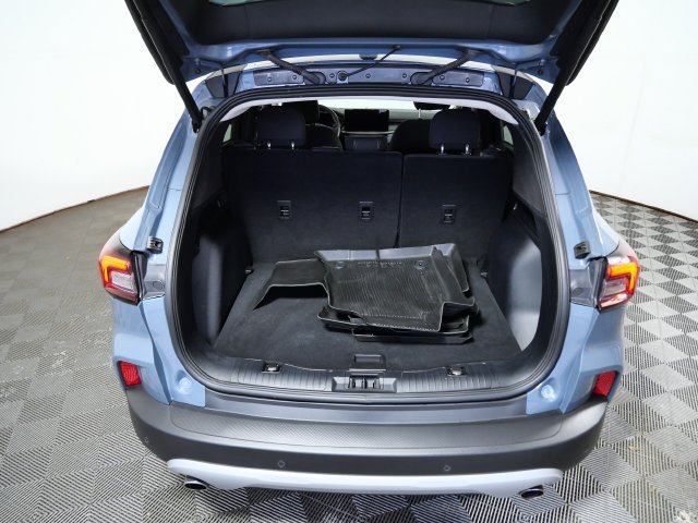 Certified 2023 Ford Escape Active w/ Tech Pack #2 AWD/4WD image 9