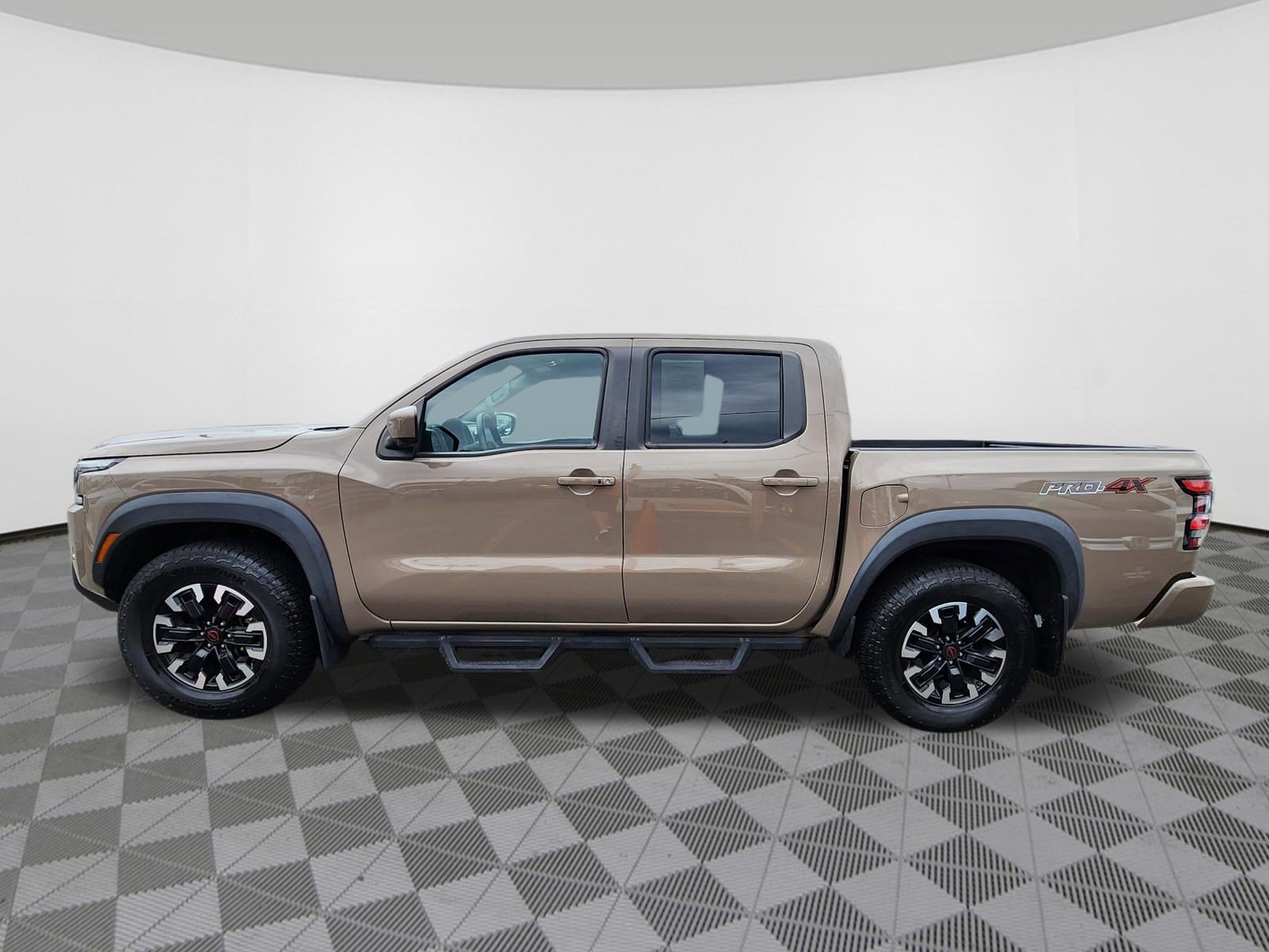 Used 2024 Nissan Frontier PRO-4X w/ Pro Convenience Package AWD/4WD image 5