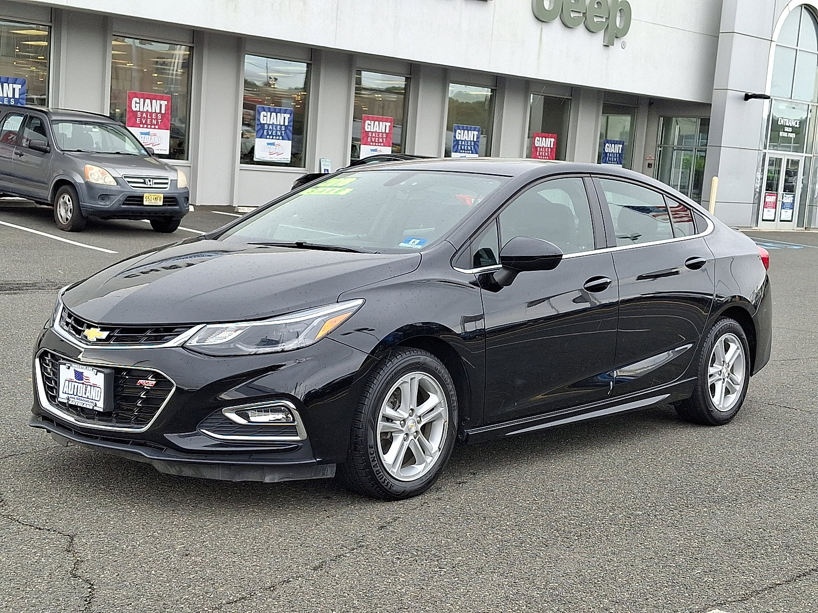 Used 2018 Chevrolet Cruze LT w/ Sun And Sound Package image 3