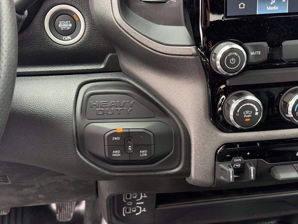 New 2026 RAM 3500 Tradesman AWD/4WD image 20