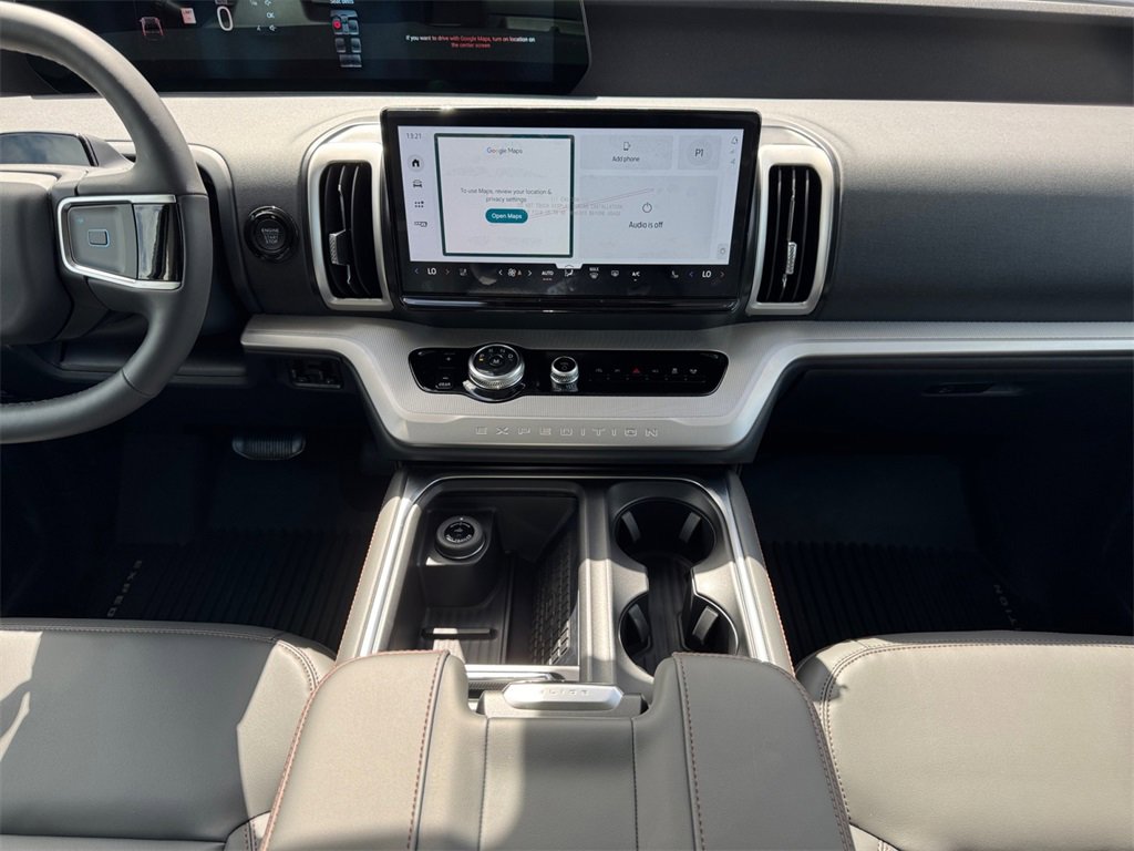 New 2025 Ford Expedition Active image 11