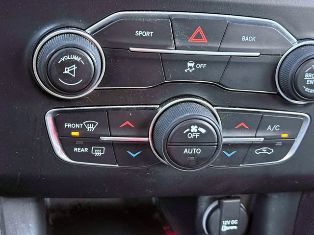 Certified 2017 Dodge Charger SXT w/ AWD Premium Group image 29