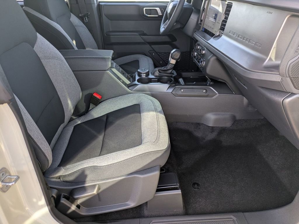 New 2025 Ford Bronco 4-Door image 43