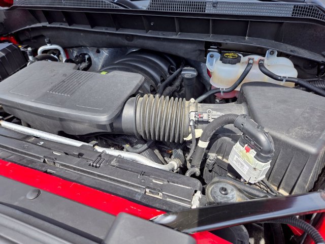 Used 2025 Chevrolet Silverado 1500 LT AWD/4WD image 22