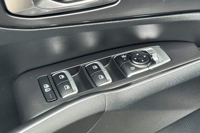 Used 2024 Kia Sorento S AWD/4WD image 12