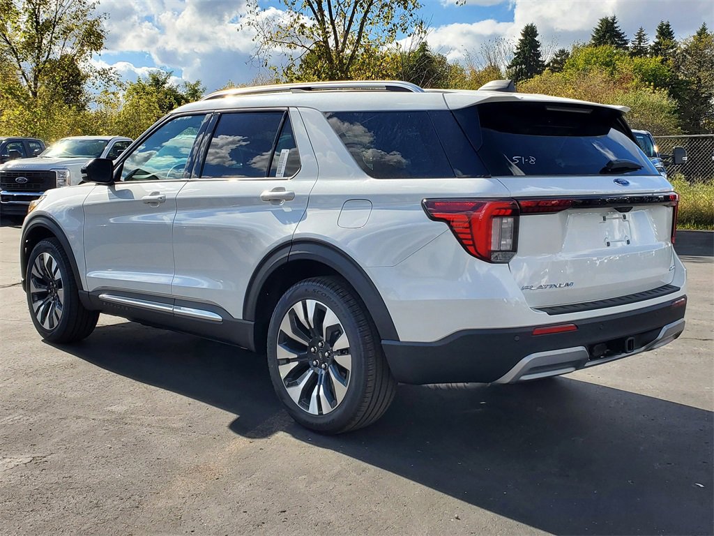 New 2026 Ford Explorer Platinum image 4