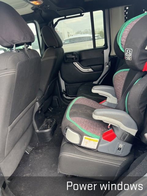 Used 2016 Jeep Wrangler Unlimited Sahara w/ Dual Top Group image 14