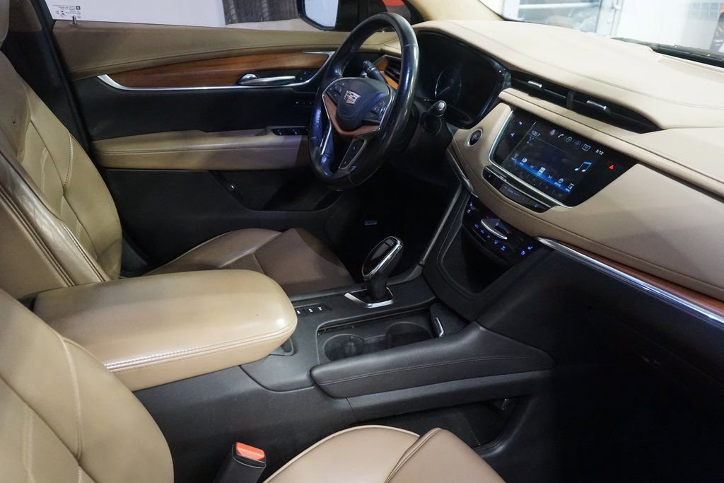 Used 2019 Cadillac XT5 Platinum image 26