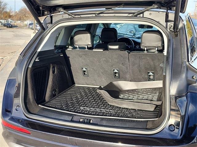 Used 2020 Lincoln Corsair Reserve w/ Equipment Group 202A image 5