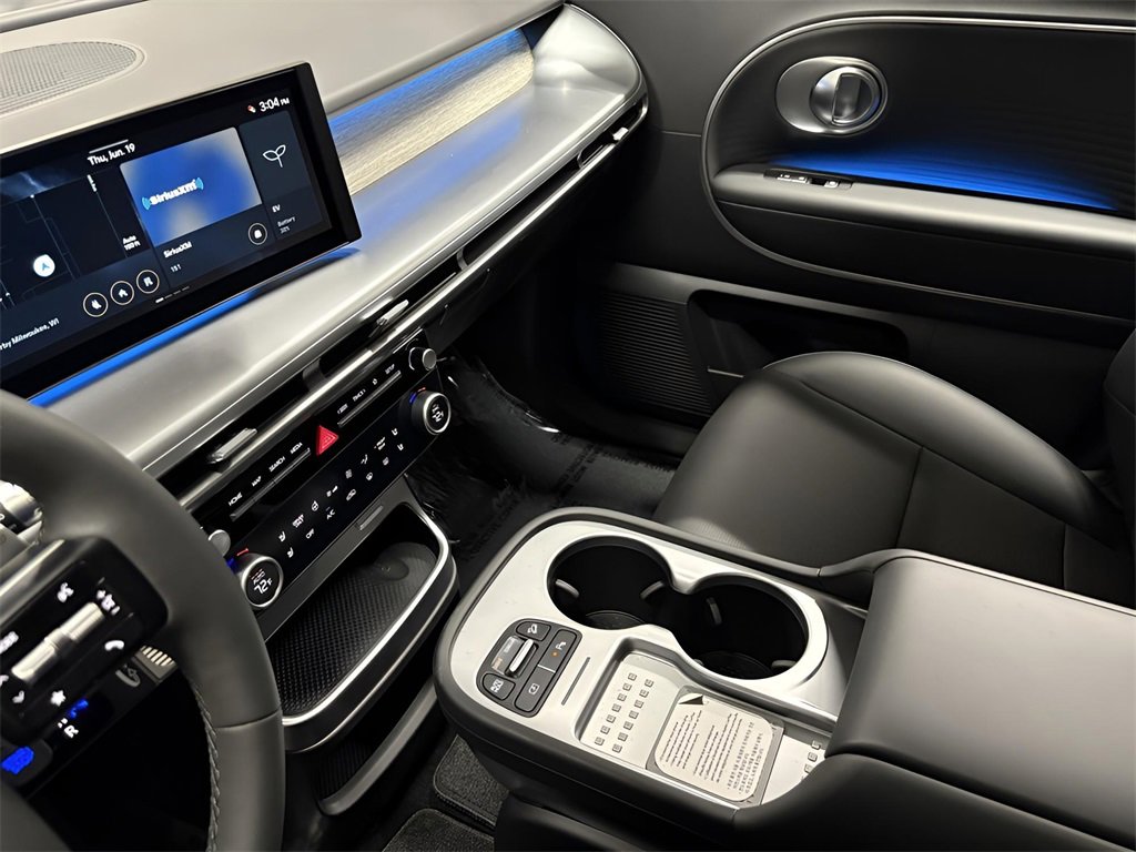 New 2026 Hyundai Ioniq 9 SEL image 11