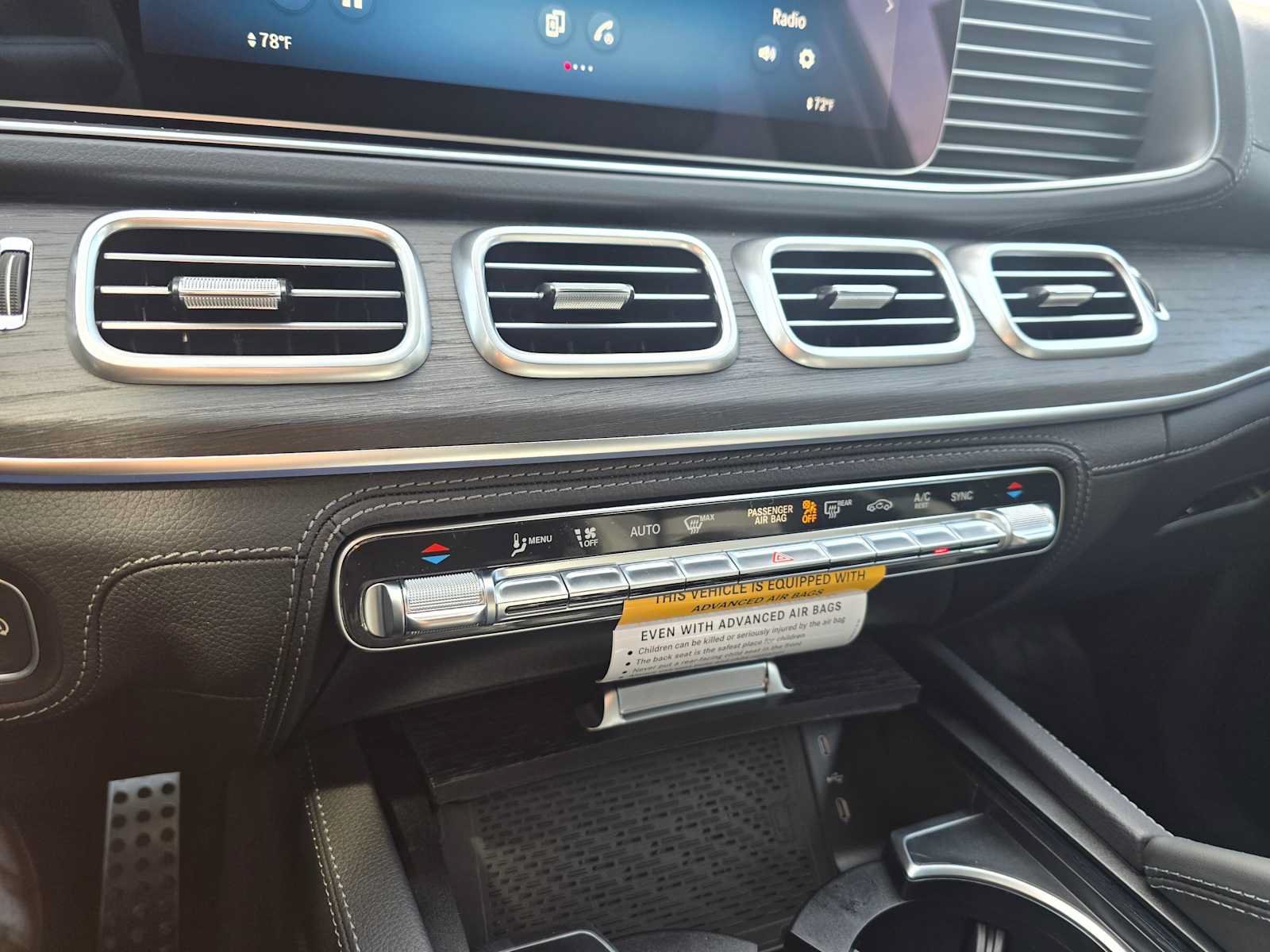 New 2026 Mercedes-Benz GLE 53 AMG 4MATIC Coupe image 31