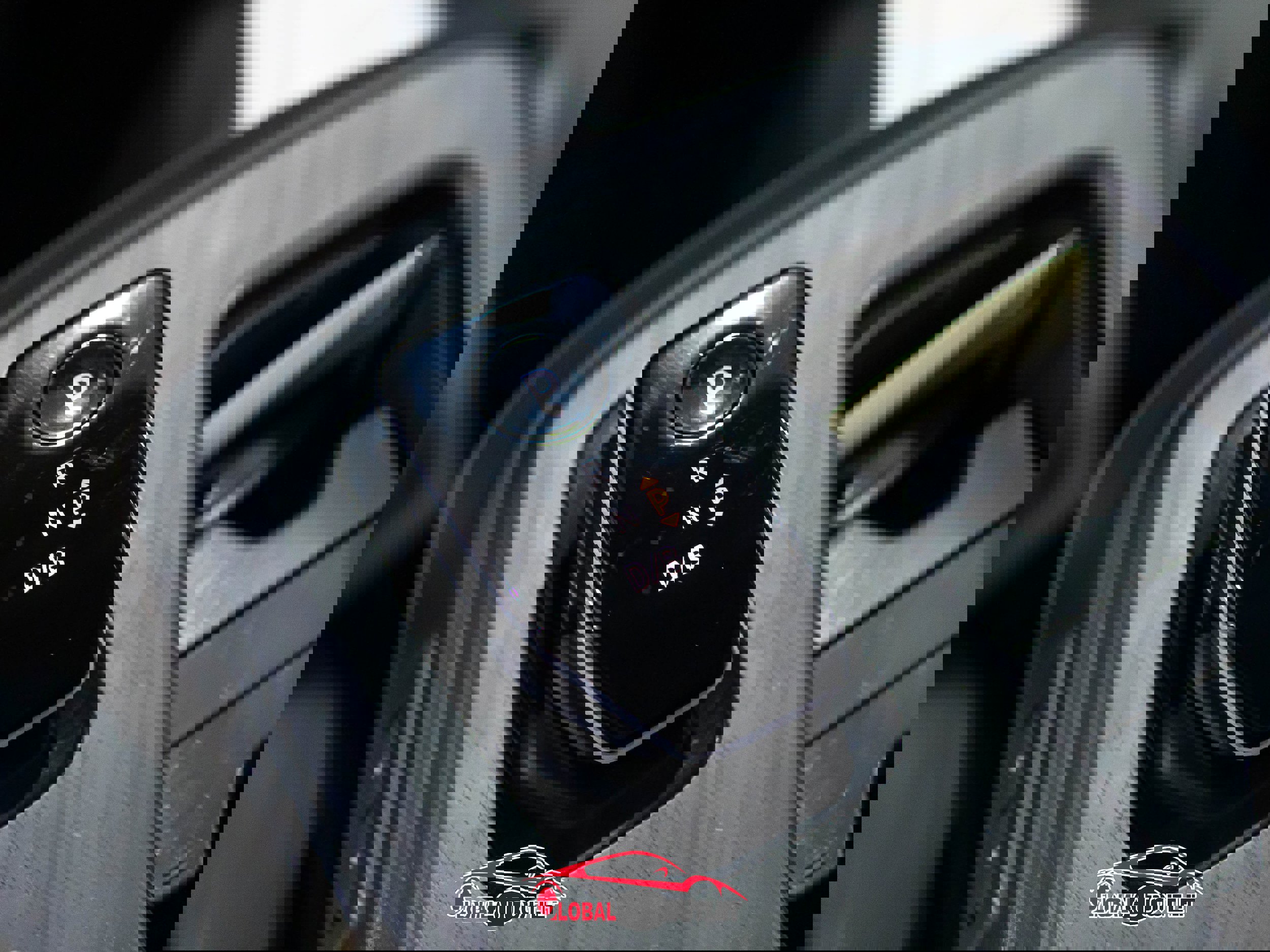 Used 2023 Nissan Ariya FWD image 33