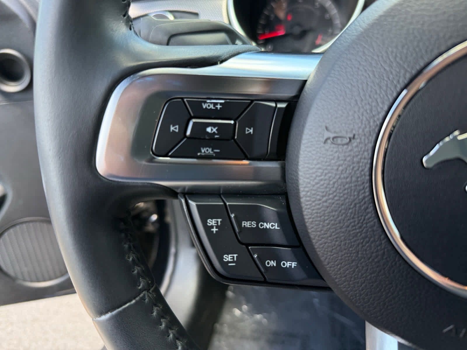 Used 2020 Ford Mustang GT RWD image 23