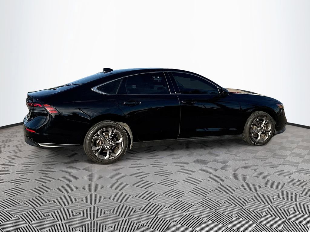 Used 2023 Honda Accord EX image 5