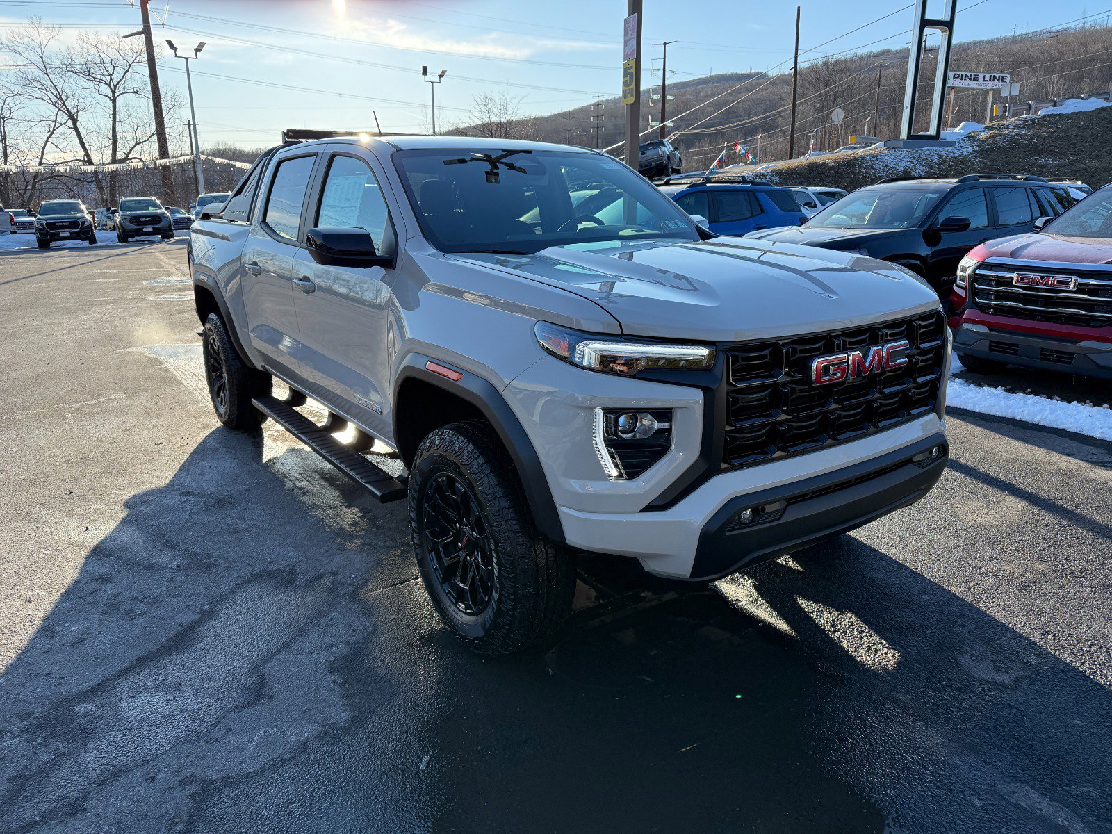 New 2026 GMC Canyon Elevation w/ LPO, Sports Bar Package image 7