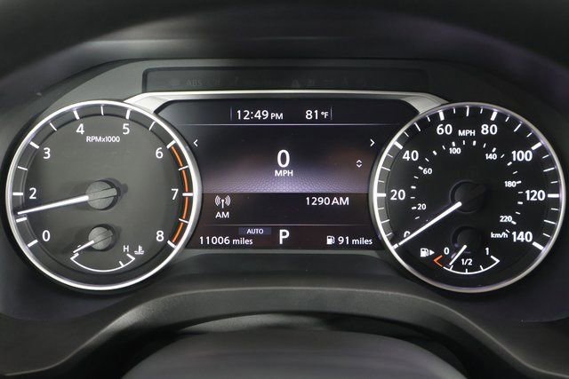 Used 2025 Nissan Rogue S image 33