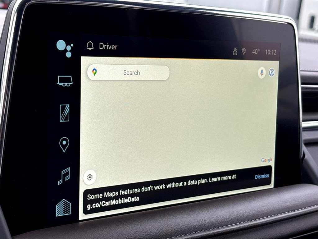 Used 2024 Chevrolet Suburban LT image 8