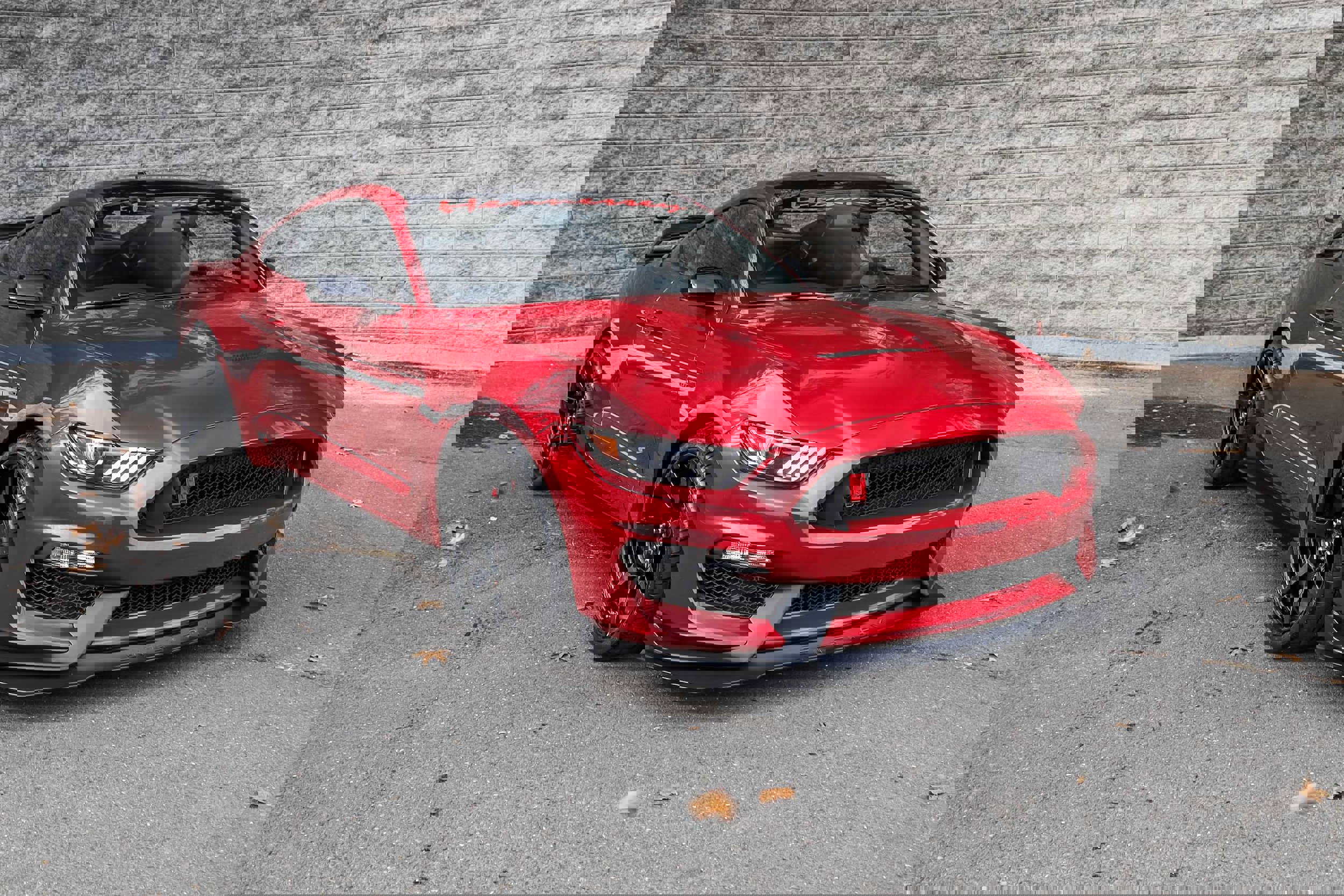 Used 2020 Ford Mustang Shelby GT350R w/ GT350R Equipment Group 920A video 2