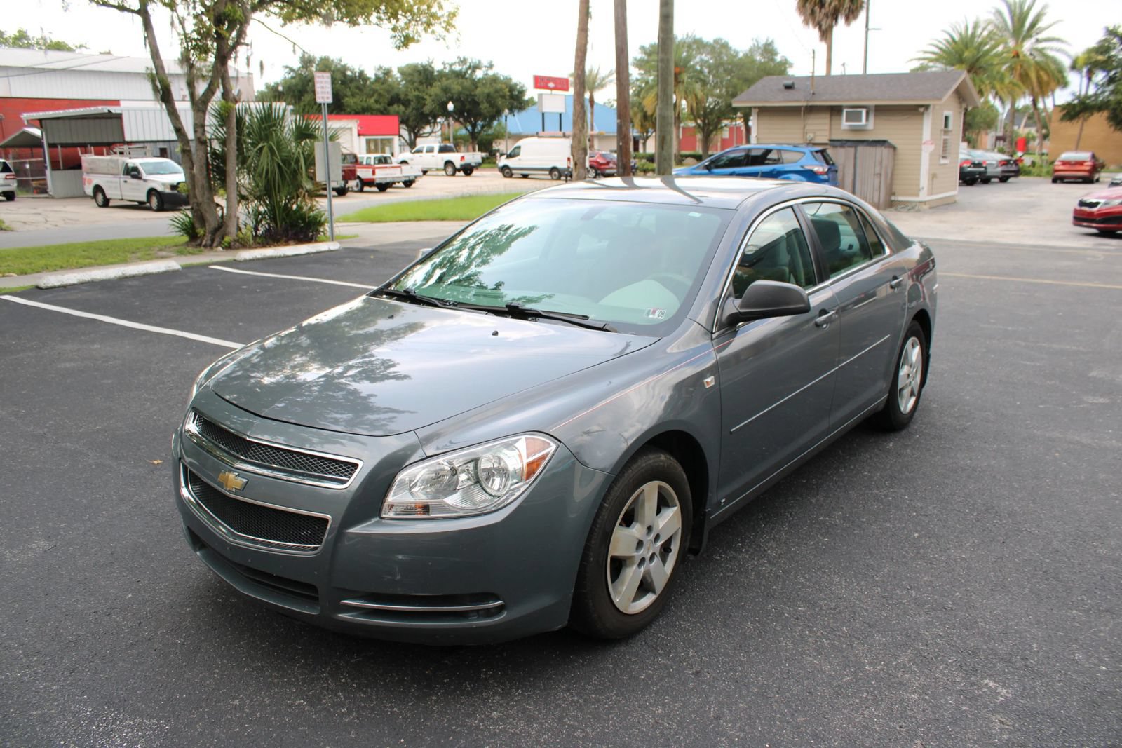 Used 2008 Chevrolet Malibu LS FWD image 1