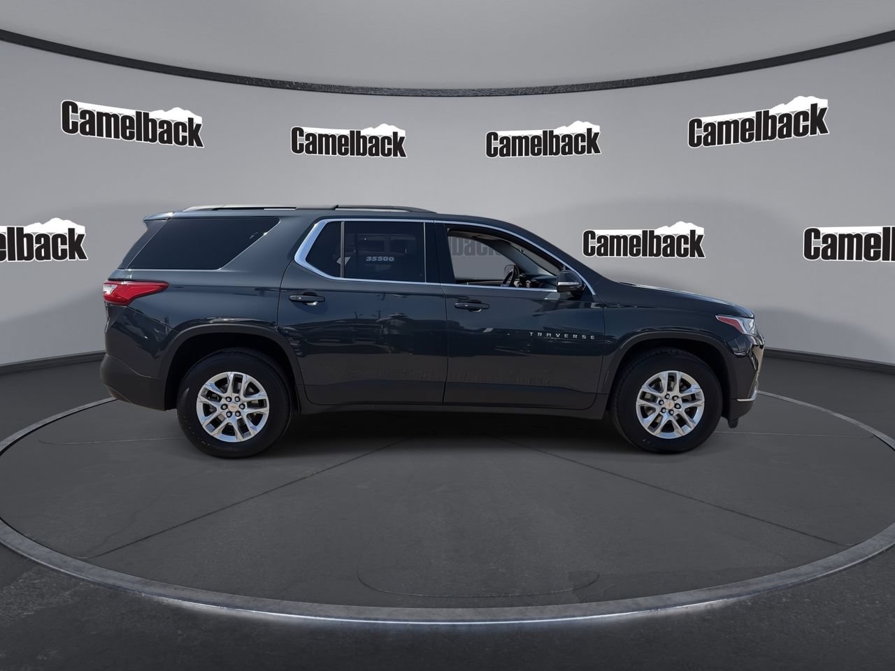 Used 2019 Chevrolet Traverse LT FWD image 8